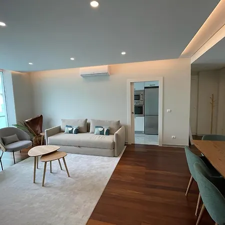 Apartment Next Corner *