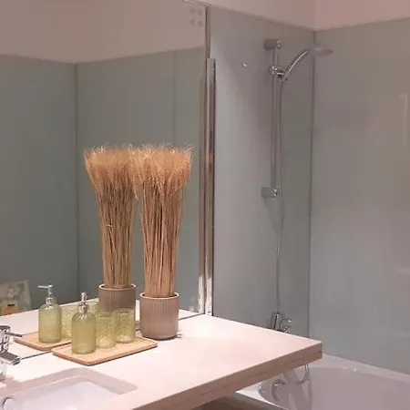 Next Corner * פונשל